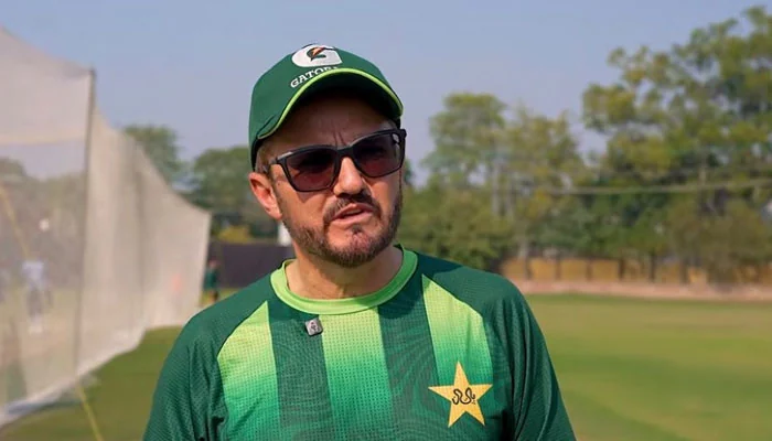 Mike Hesson cricket